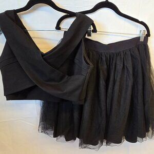 Harper + Lemon Set, Skirt & Crop Top, Black, Size XL,